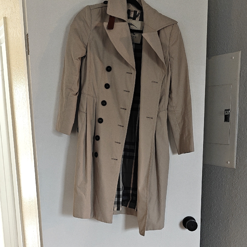 Burberry Black and White Checkered Pattern